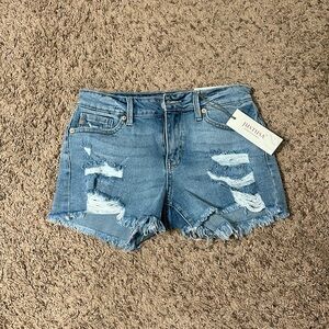 NWT JustUSA shorts! Light wash mid-rise